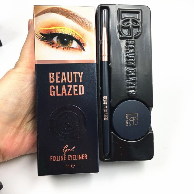 Eyeliner Gel Black Beauty Glazed cu comanda online